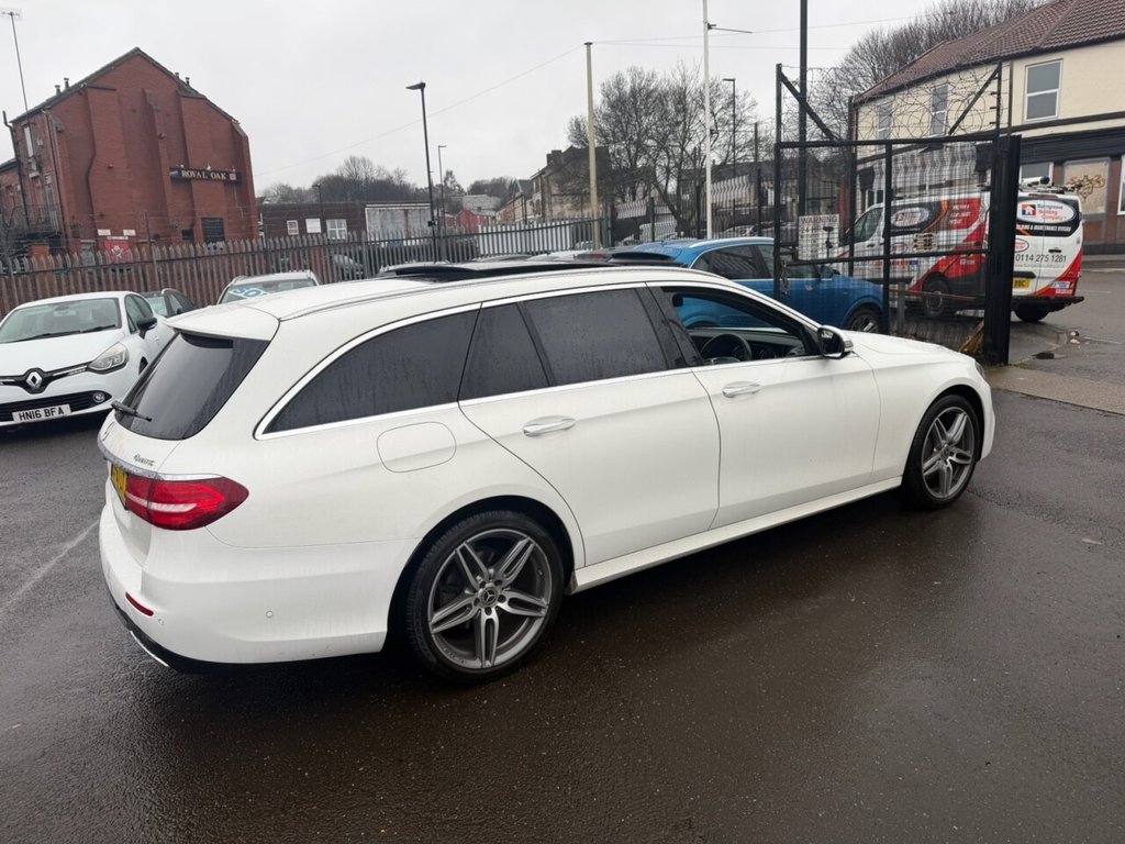 Used Mercedes-Benz E Class 2017 for sale - 77525923: Photo 7