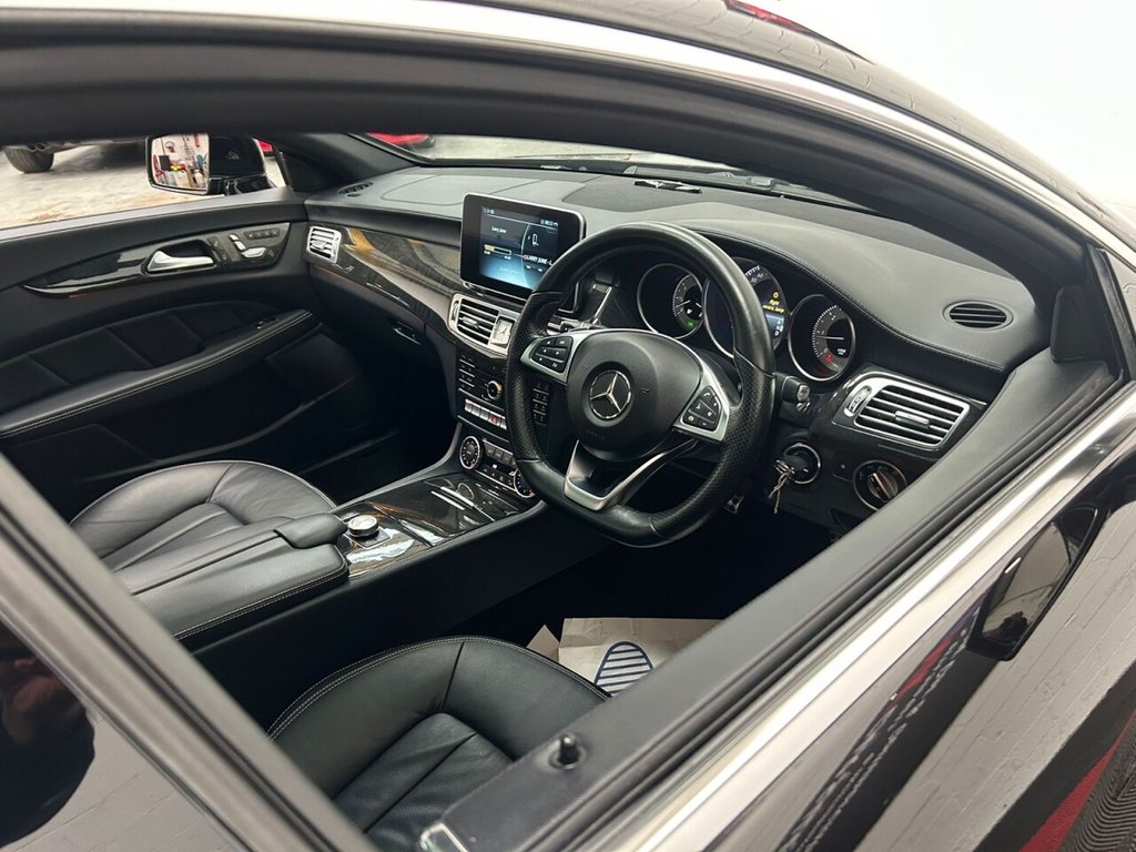 Used Mercedes-Benz CLS 2015 for sale - 77600114: Photo 6