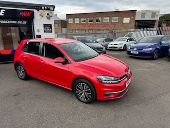 Used Volkswagen Golf 2017 for sale - 75432909: Photo