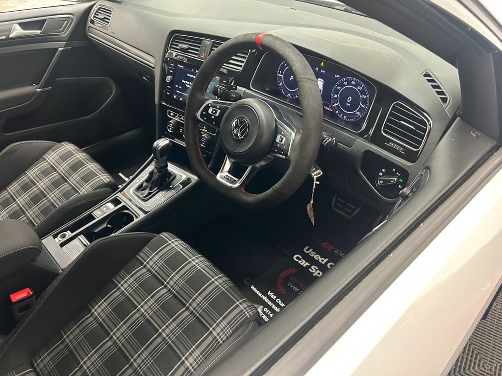 Used Volkswagen Golf 2017 for sale - 77890789: Photo 10