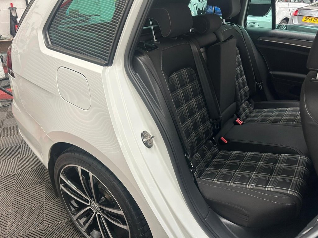 Used Volkswagen Golf 2017 for sale - 77890789: Photo 18
