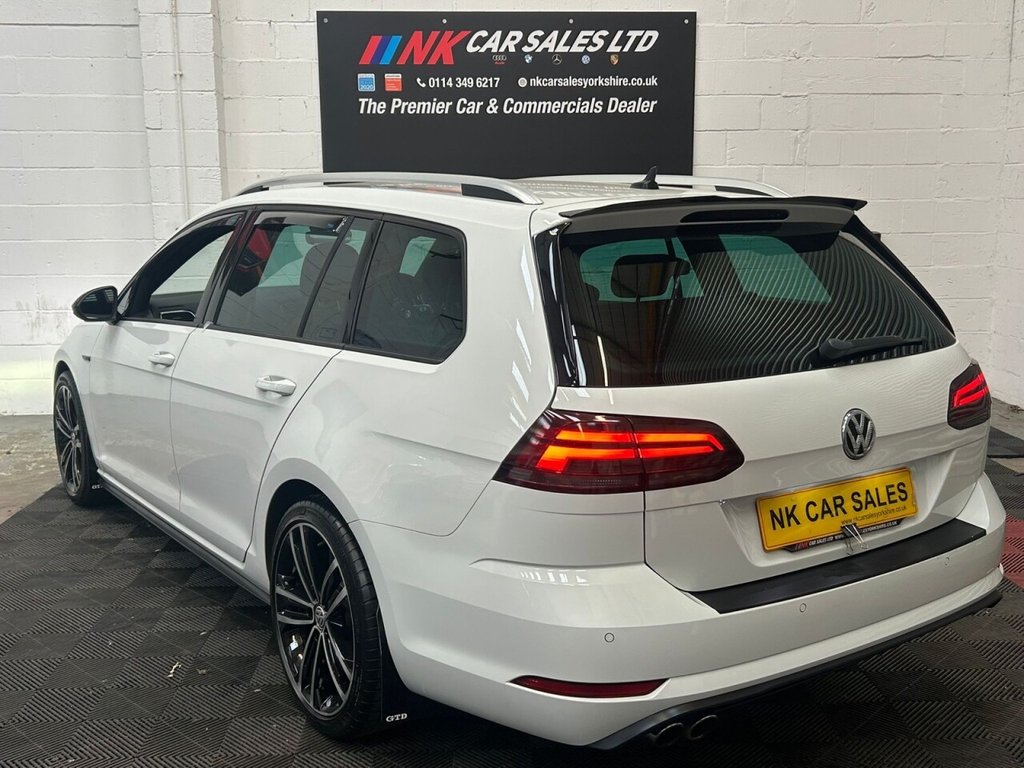 Used Volkswagen Golf 2017 for sale - 77890789: Photo 4