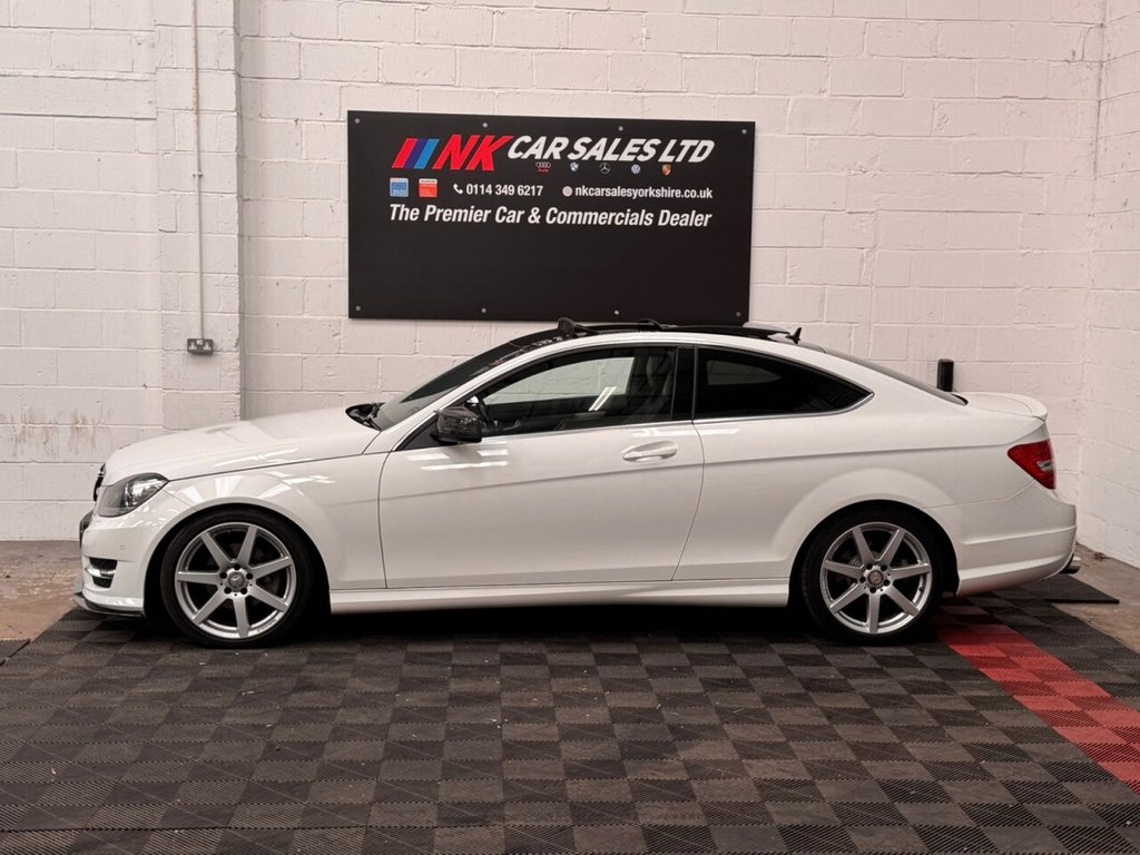 Used Mercedes-Benz C Class 2014 for sale - 77893733: Photo 2
