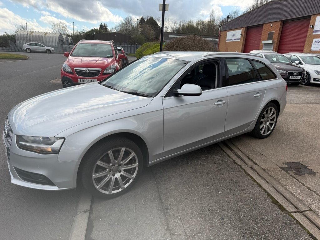Used Audi A4 2014 for sale - 78088411: Photo 2