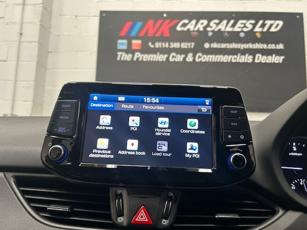 Used Hyundai i30 2018 for sale - 76312898: Photo 9