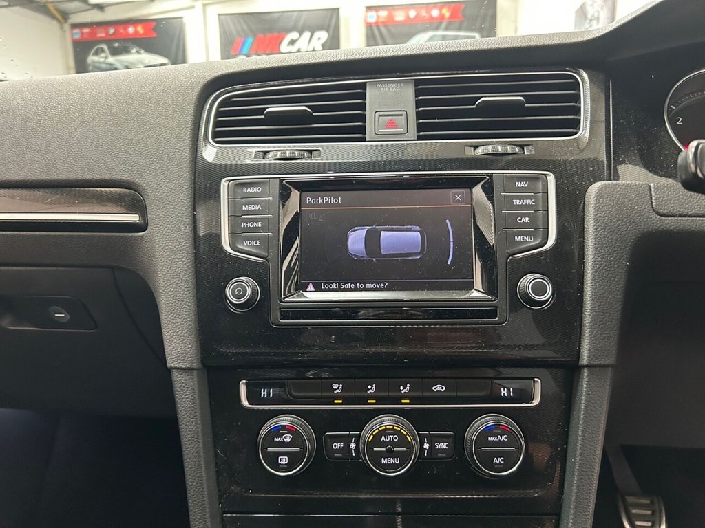 Used Volkswagen Golf 2015 for sale - 76162960: Photo 20