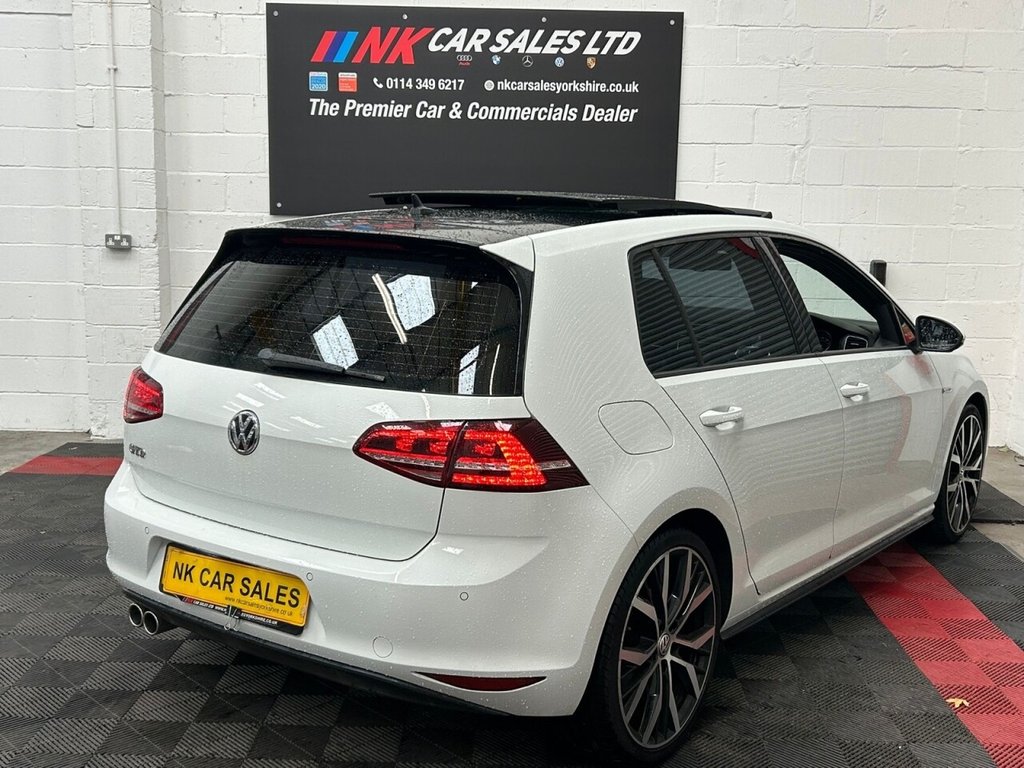 Used Volkswagen Golf 2015 for sale - 76162960: Photo 3