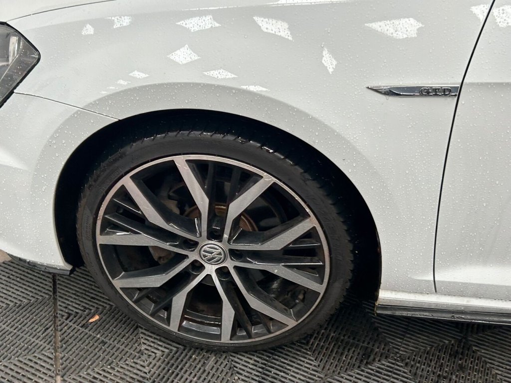 Used Volkswagen Golf 2015 for sale - 76162960: Photo 7