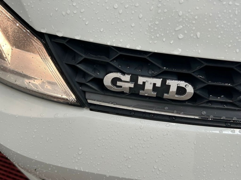Used Volkswagen Golf 2015 for sale - 76162960: Photo 9