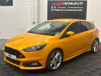 Used Ford Focus 2017 for sale - 79033311: Photo