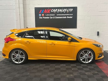Used Ford Focus 2017 for sale - 79033311: Photo