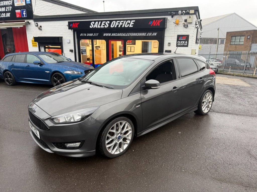 Used Ford Focus 2017 for sale - 77636683: Photo 4