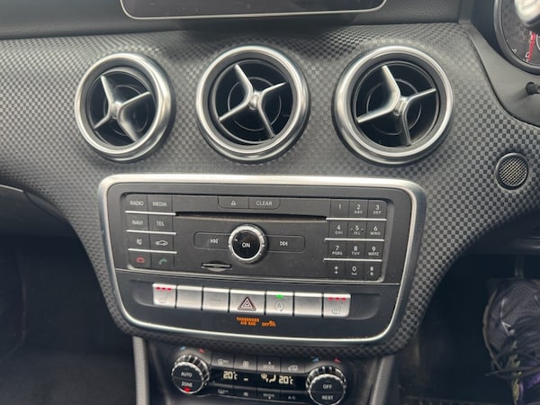 Used Mercedes-Benz A-Class 2018 for sale - 76132887: Photo 9