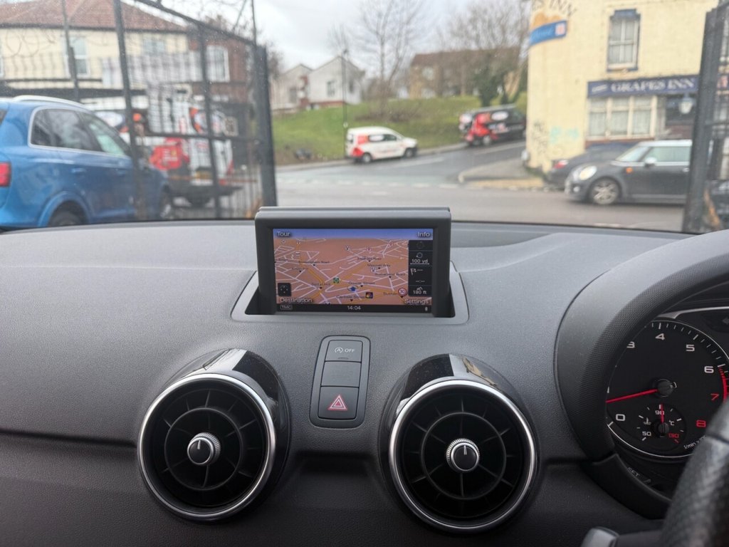 Used Audi A1 2014 for sale - 77525850: Photo 4