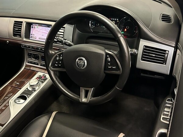 Used Jaguar XF 2012 for sale - 68884798: Photo 42