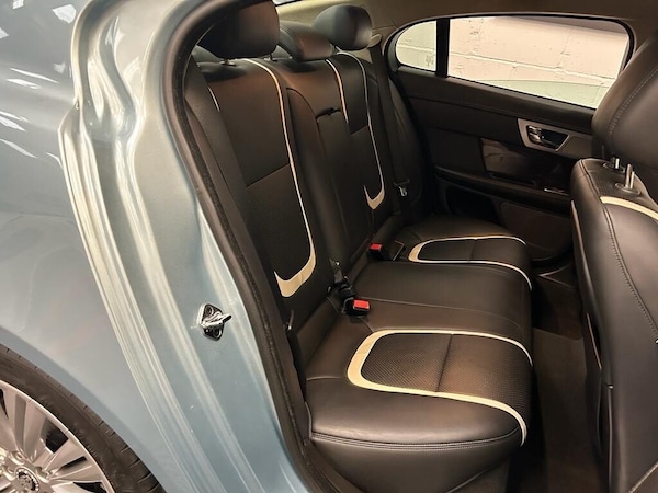 Used Jaguar XF 2012 for sale - 68884798: Photo 43