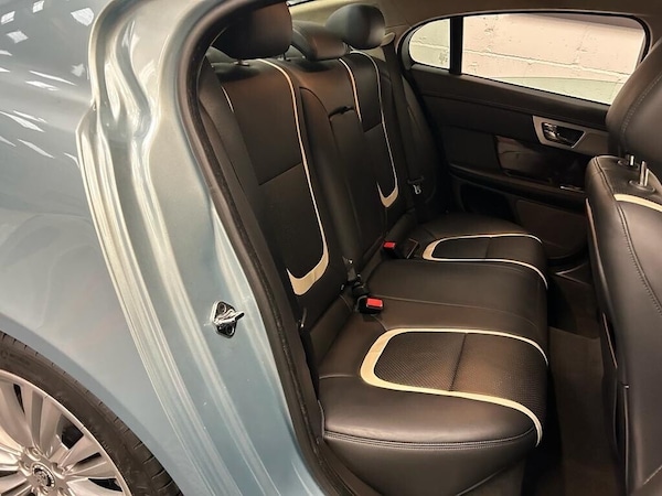 Used Jaguar XF 2012 for sale - 68884798: Photo 45