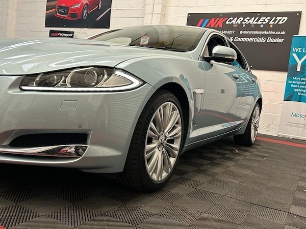 Used Jaguar XF 2012 for sale - 68884798: Photo 9