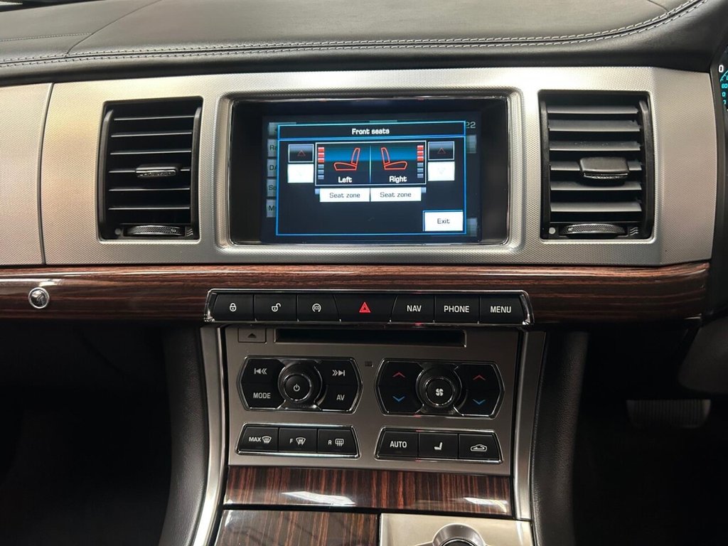 Used Jaguar XF 2015 for sale - 77421726: Photo 11