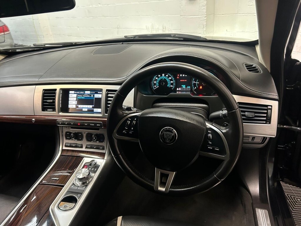Used Jaguar XF 2015 for sale - 77421726: Photo 13
