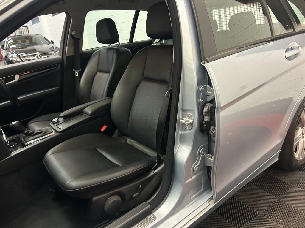 Used Mercedes-Benz C Class 2012 for sale - 76291583: Photo 4