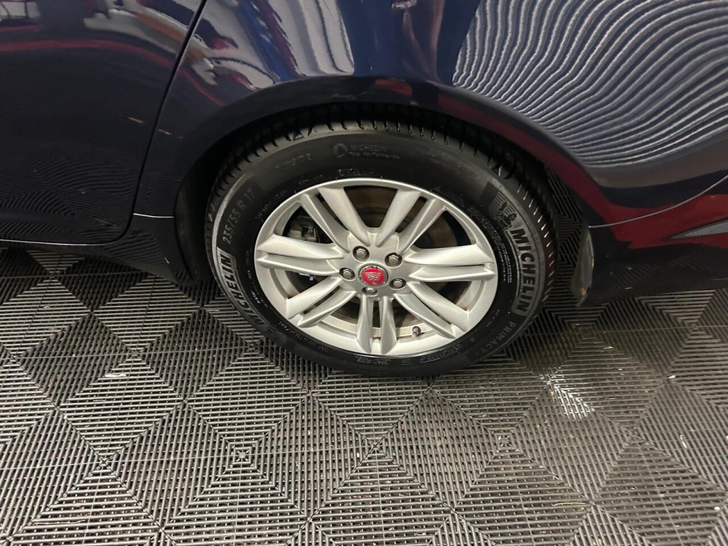 Used Jaguar XF 2014 for sale - 76665782: Photo 17