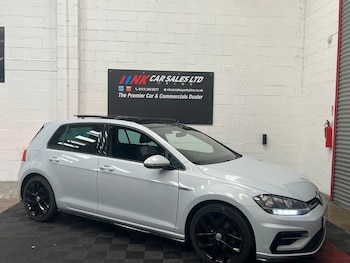 Used Volkswagen Golf 2018 for sale - 78557136: Photo