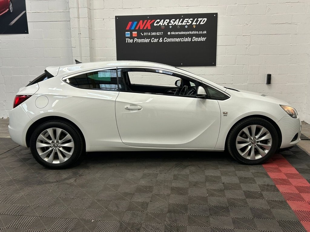 Used Vauxhall Astra GTC 2013 for sale - 76018877: Photo 3