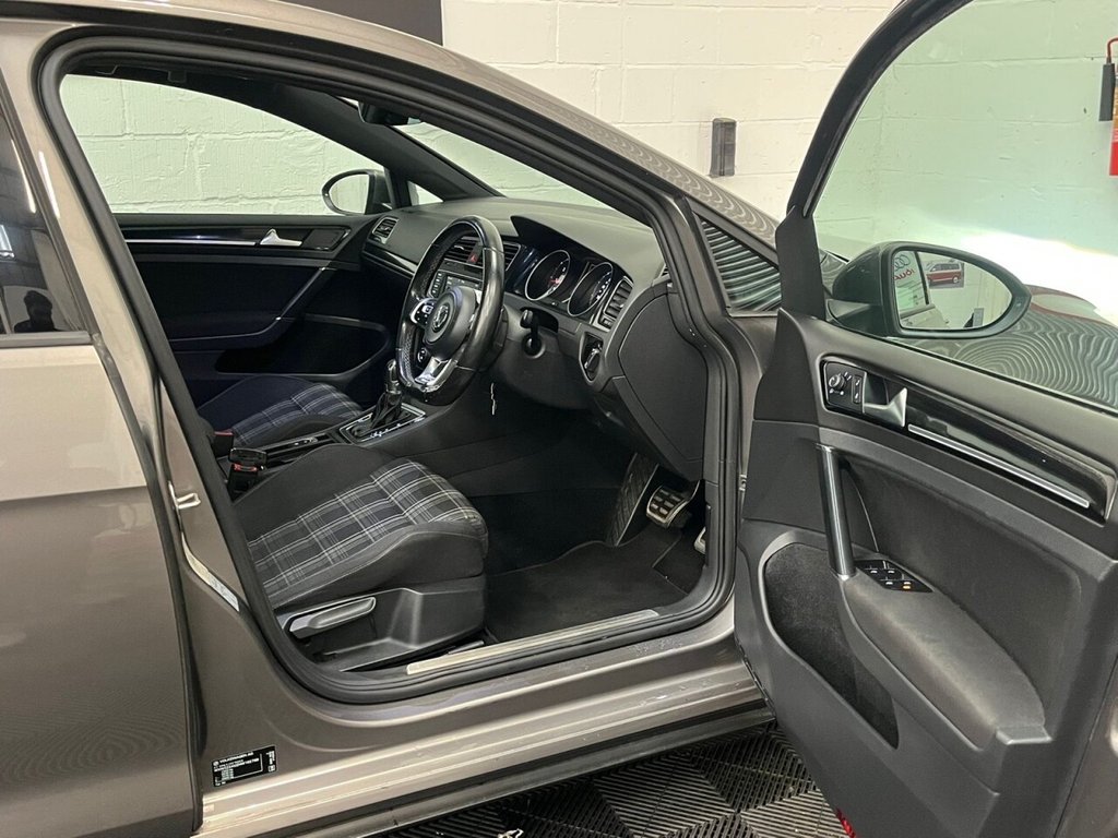 Used Volkswagen Golf 2016 for sale - 78049512: Photo 16
