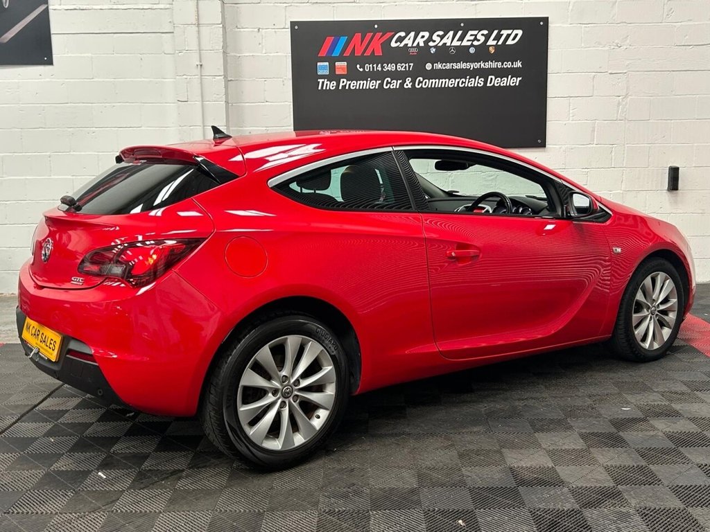 Used Vauxhall Astra GTC 2015 for sale - 76286076: Photo 2