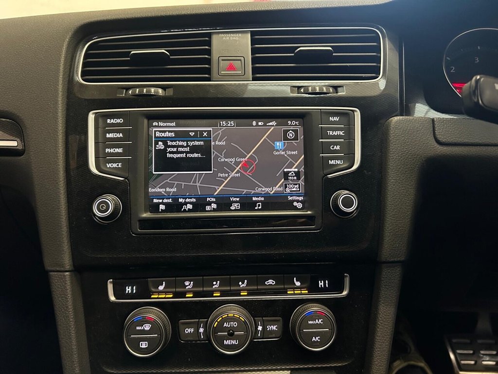 Used Volkswagen Golf 2016 for sale - 76590885: Photo 3