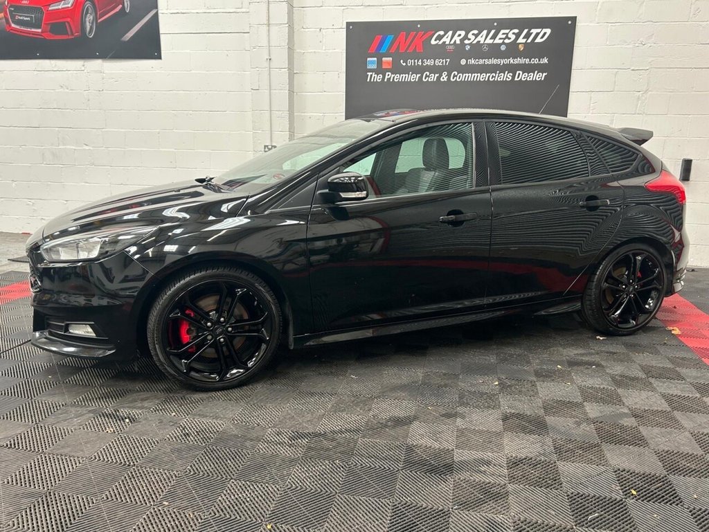 Used Ford Focus 2017 for sale - 76378484: Photo 2