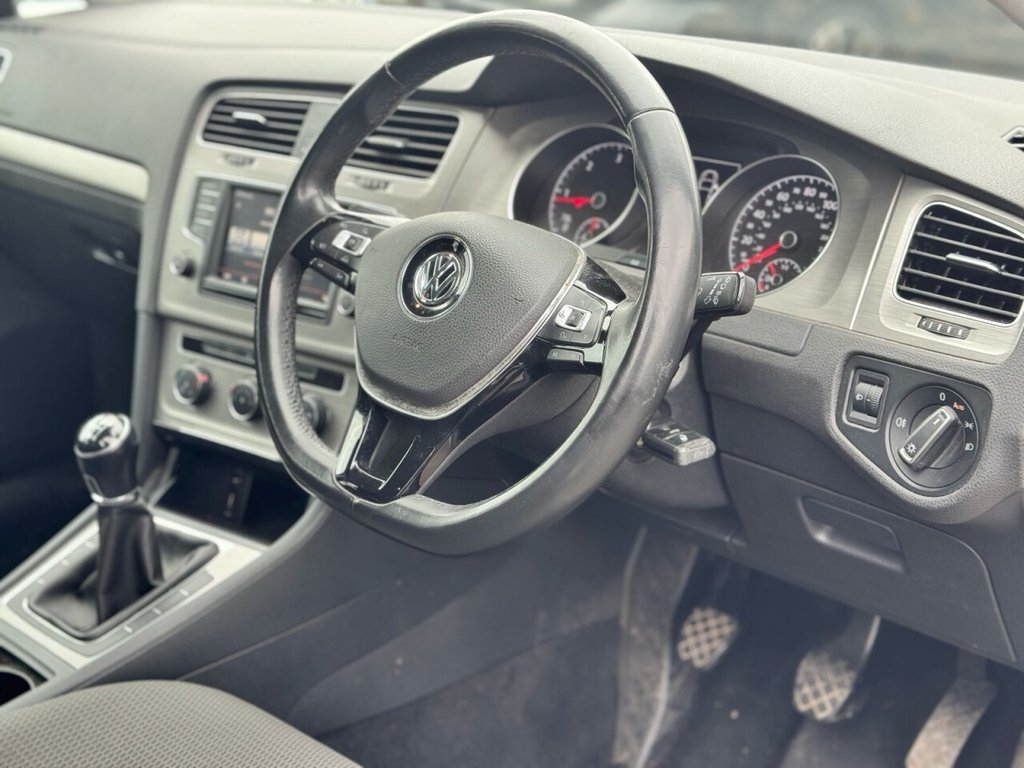 Used Volkswagen Golf 2016 for sale - 77600128: Photo 4