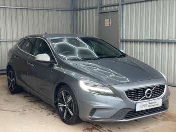 Used Volvo V40 2017 for sale - 74770213: Photo