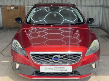 Used Volvo V40 Cross Country 2015 for sale - 75113233: Photo