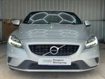 Used Volvo V40 2017 for sale - 75038900: Photo
