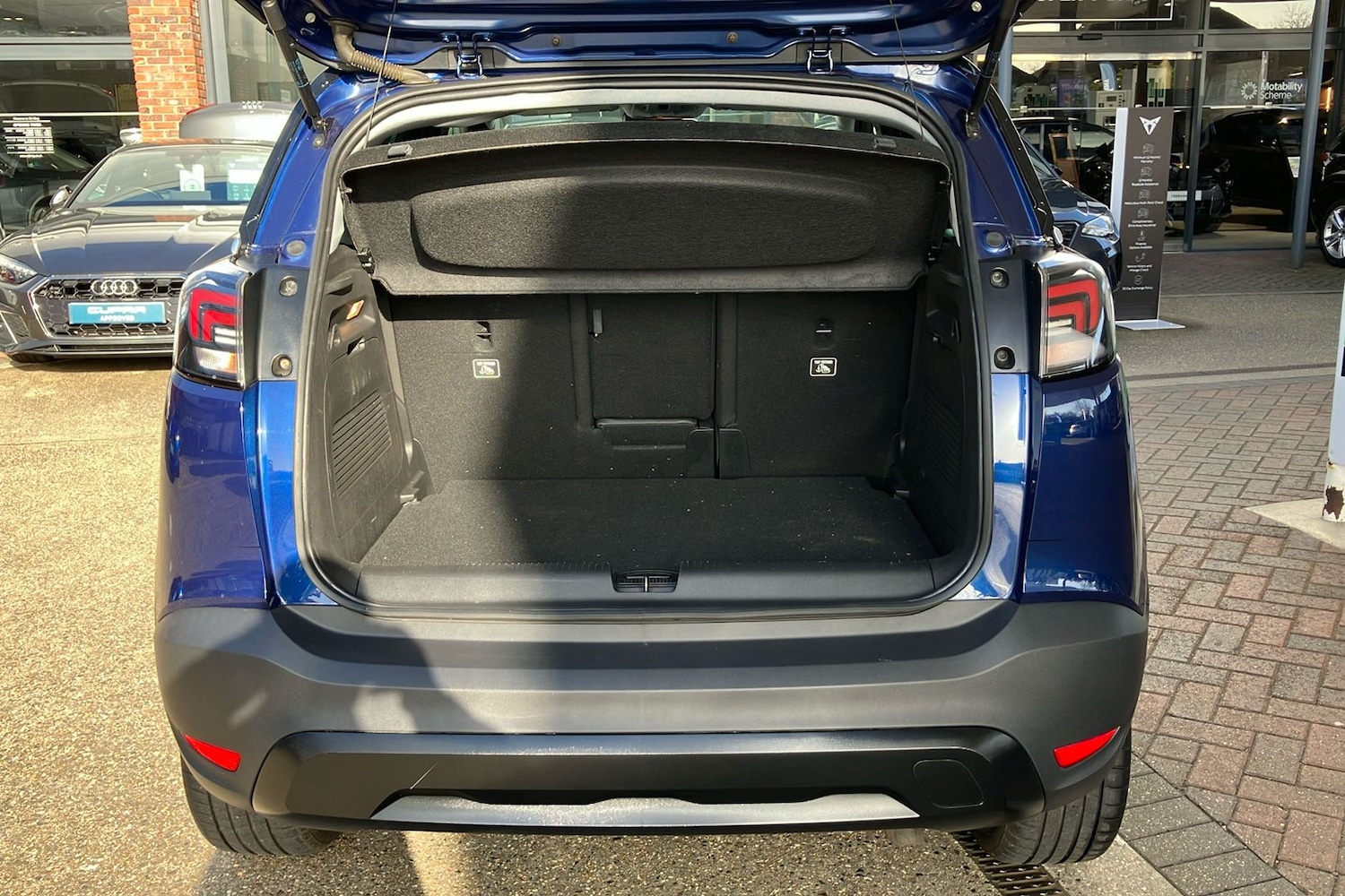 Used Vauxhall Crossland 2023 for sale - 77766225: Photo 12