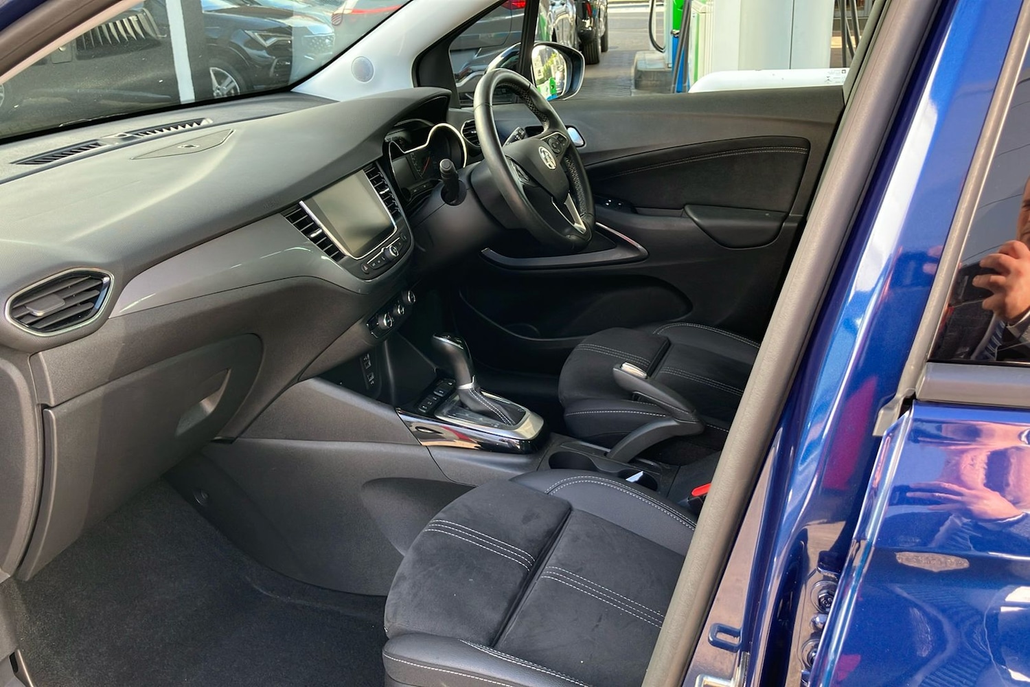 Used Vauxhall Crossland 2023 for sale - 77766225: Photo 3