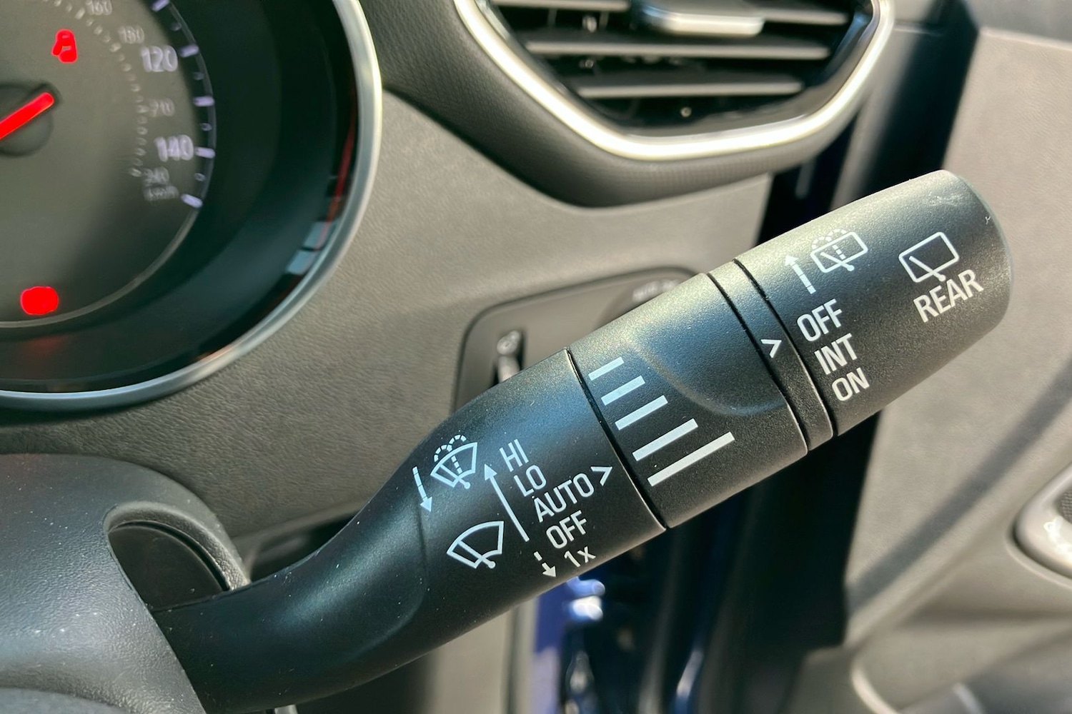 Used Vauxhall Crossland 2023 for sale - 77766225: Photo 34