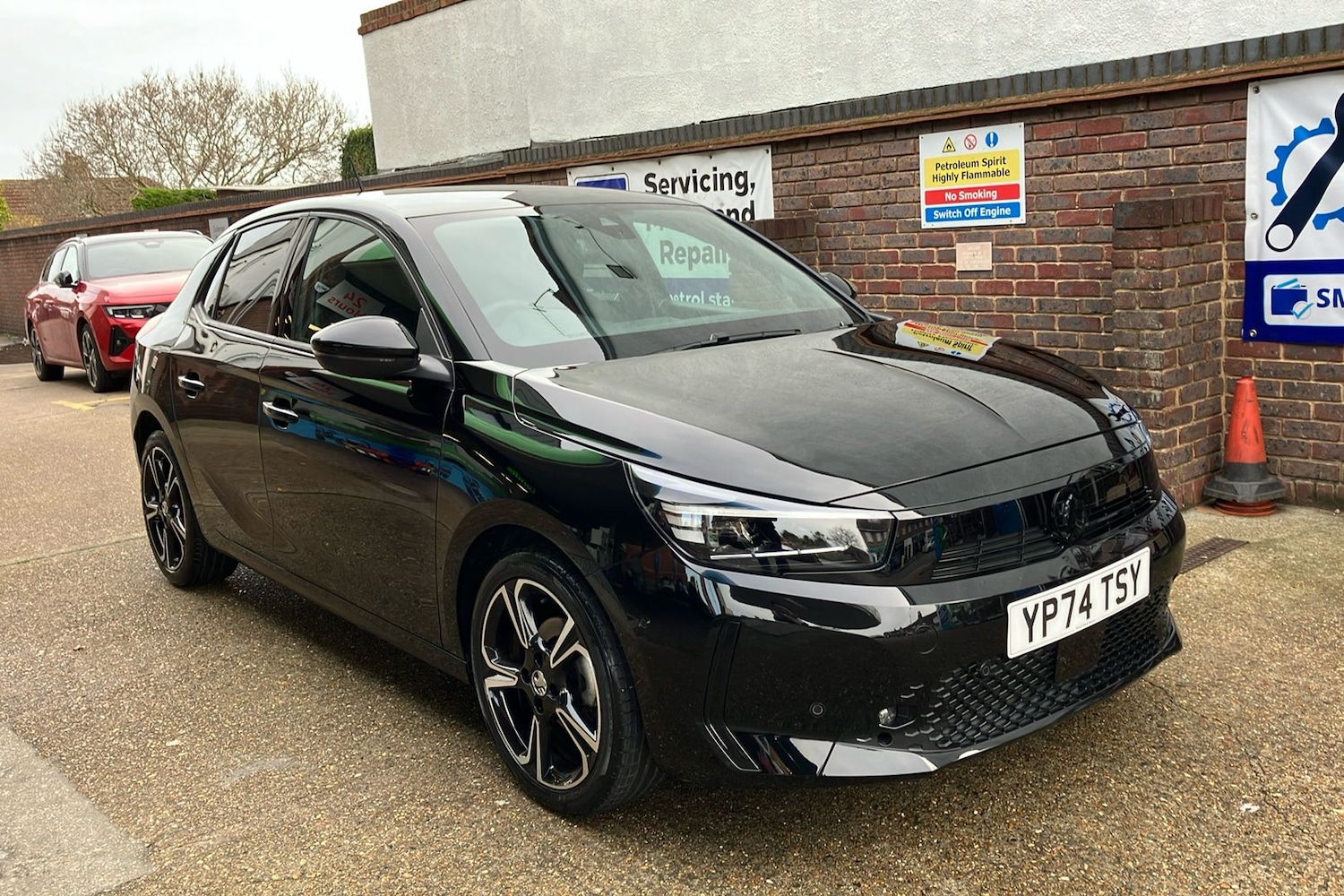 Used Vauxhall Corsa 2024 for sale - 76736337: Photo 1