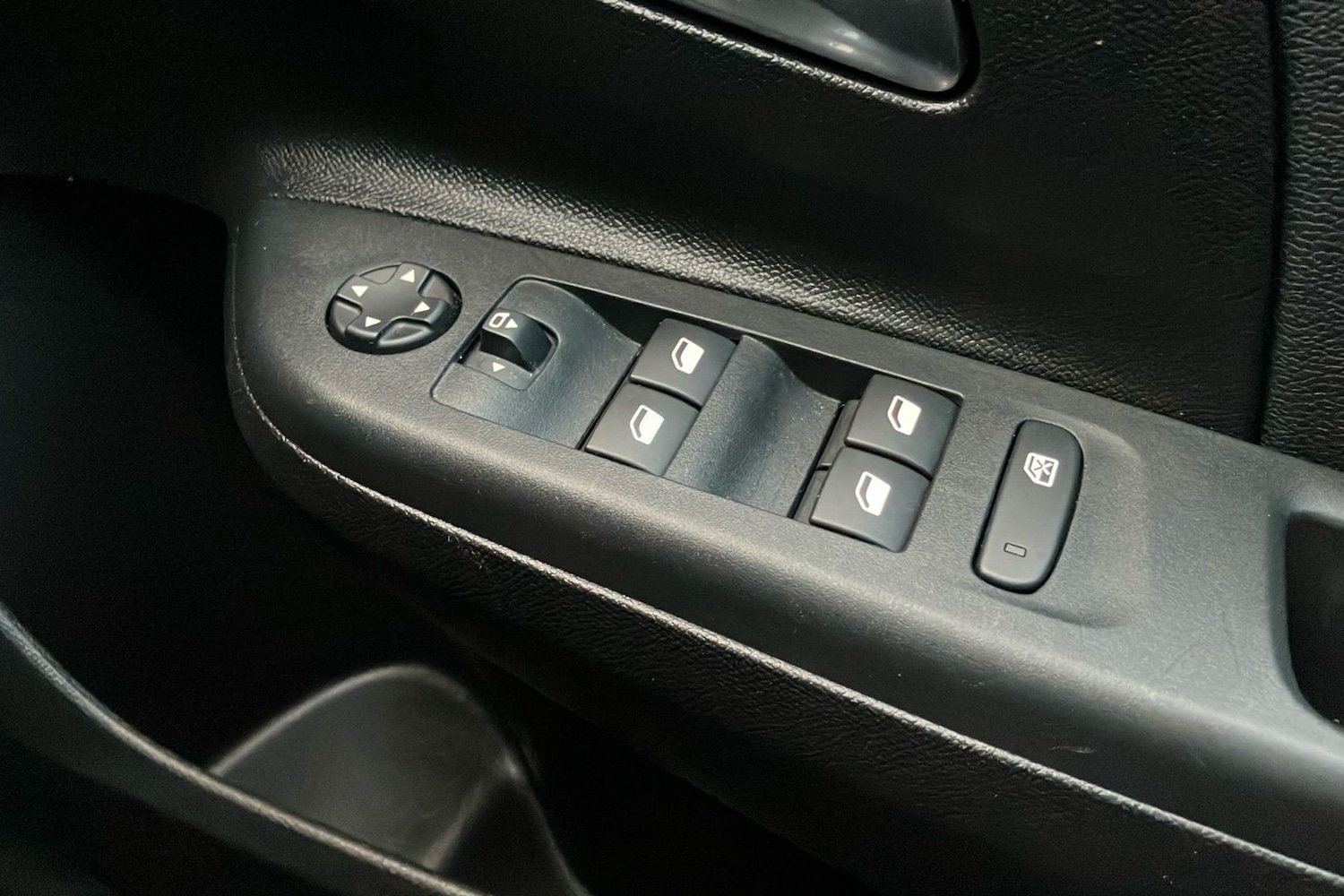 Used Vauxhall Corsa 2024 for sale - 76686953: Photo 18