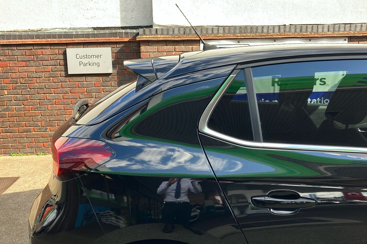 Vehicle 44