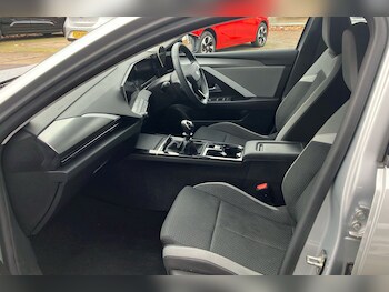 Used Vauxhall Astra 2022 for sale - 77334216: Photo