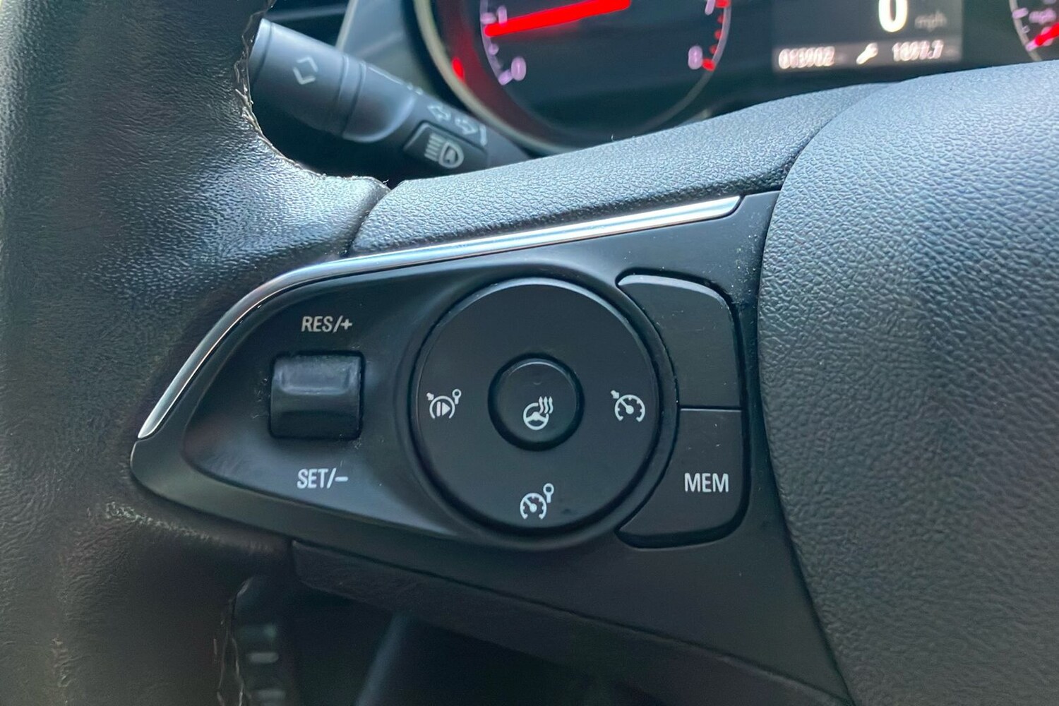 Used Vauxhall Crossland 2022 for sale - 76777887: Photo 33