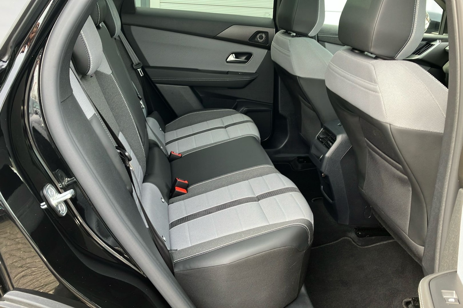 Used Vauxhall Grandland 2025 for sale - 77656011: Photo 42