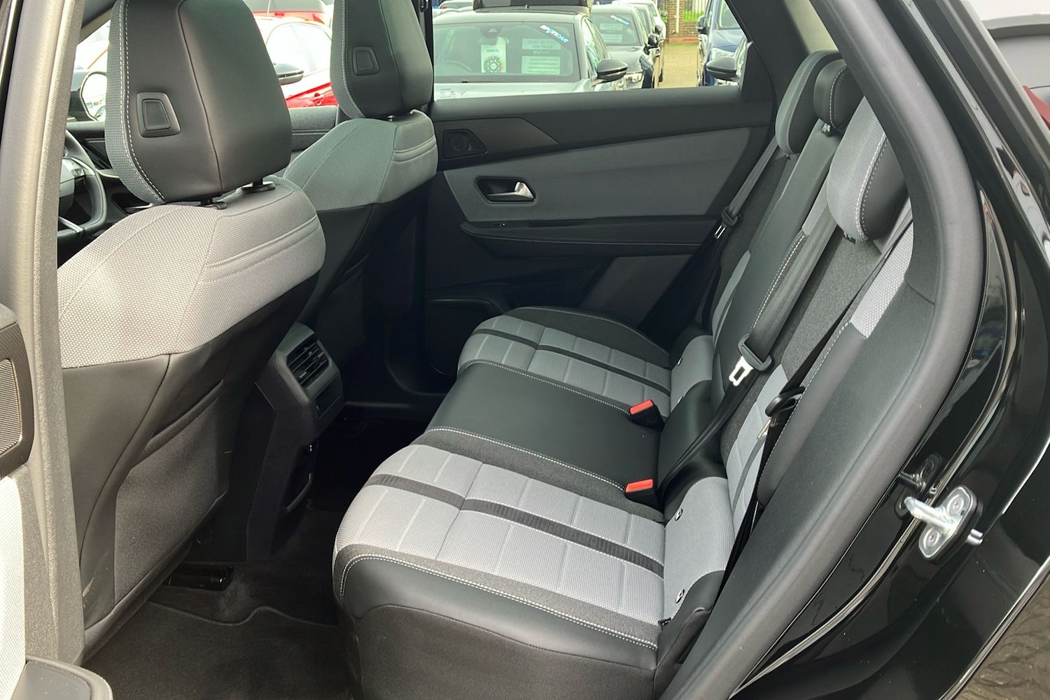 Used Vauxhall Grandland 2025 for sale - 77656011: Photo 5