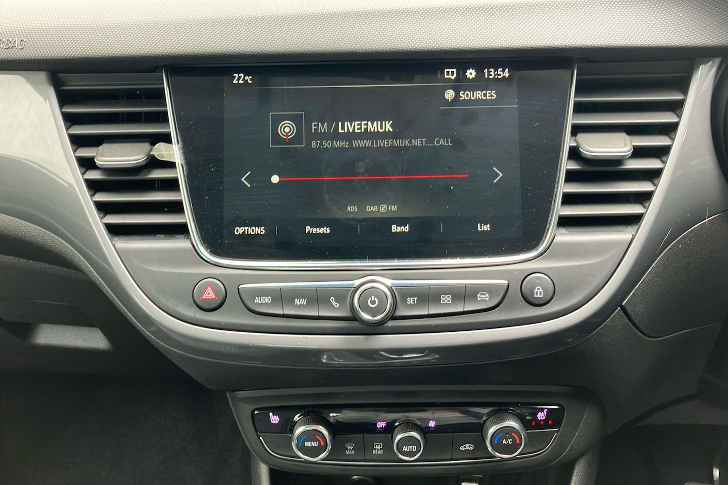 Used Vauxhall Crossland 2022 for sale - 76618411: Photo 14