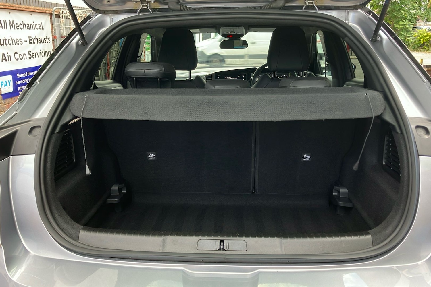 Vehicle 27