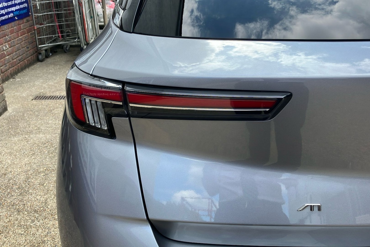 Vehicle 28