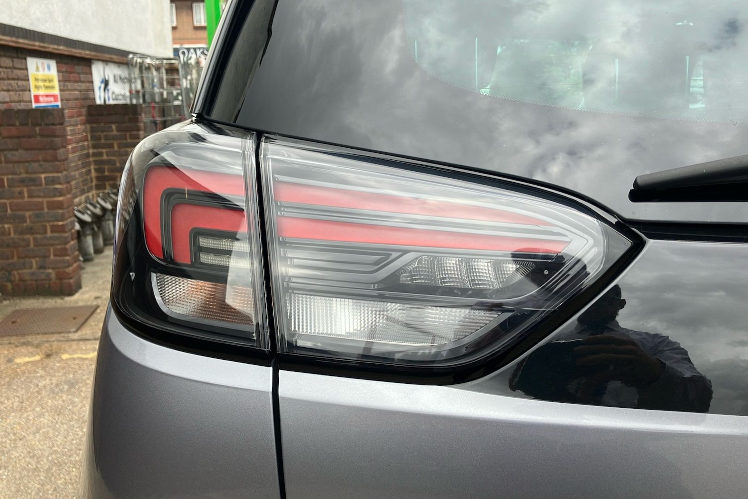 Vehicle 28